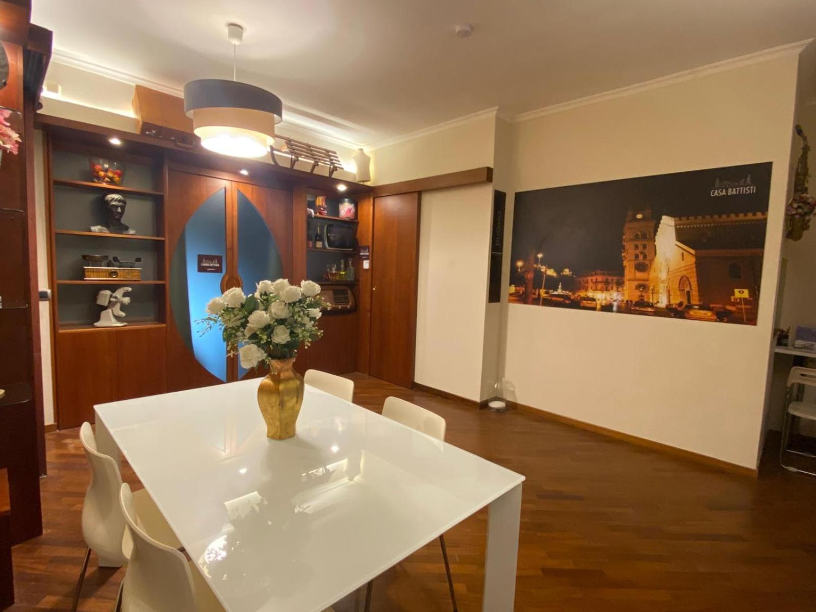 Casa Battisti Messina Guest House In Centro Citta, Ideale Per Famiglie O Gruppi Buitenkant foto